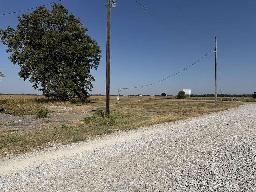 0.35 Acres of Mixed-Use Land for Auction in Tyronza, Arkansas