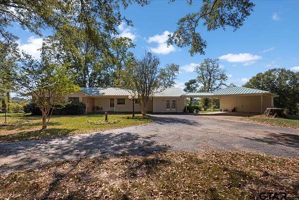 1.8 Acres of Land with Home for Sale in Henderson, Texas