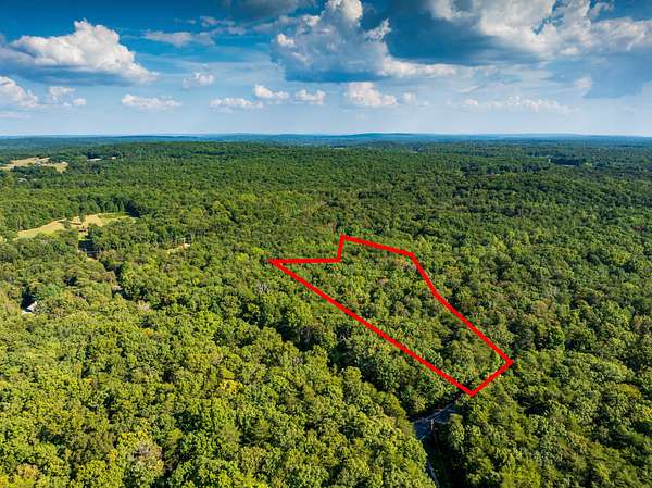 5 Acres of Residential Land for Sale in Monteagle, Tennessee