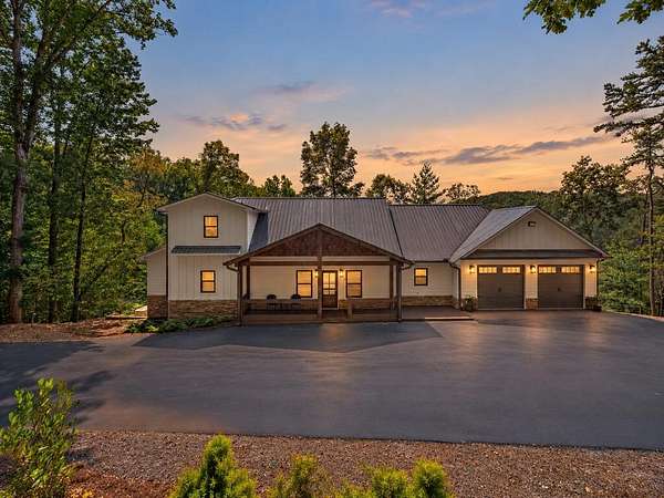 3 Acres of Land with Home for Sale in Ellijay, Georgia