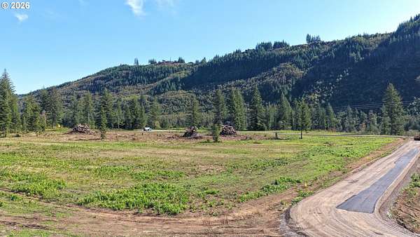5 Acres of Residential Land for Sale in Ariel, Washington