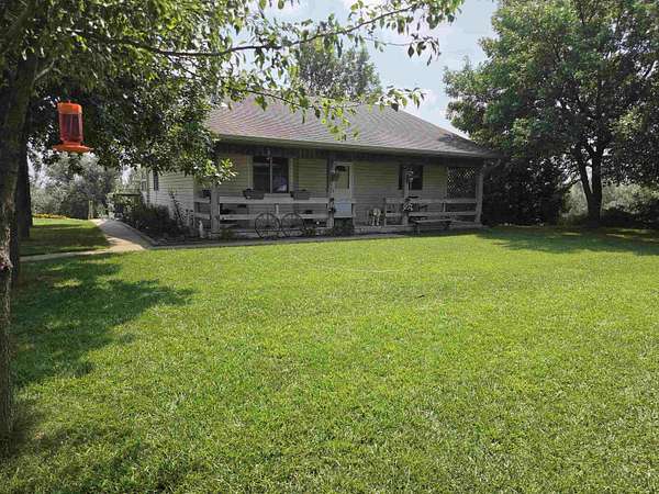 2.57 Acres of Land with Home for Sale in Sioux City, Iowa