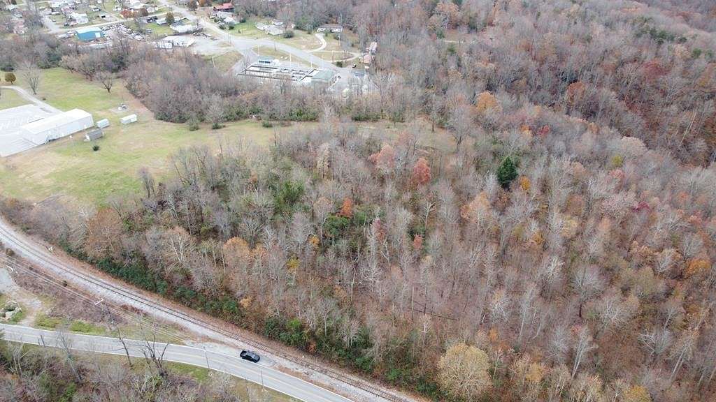 20 Acres of Land for Sale in Monterey, Tennessee