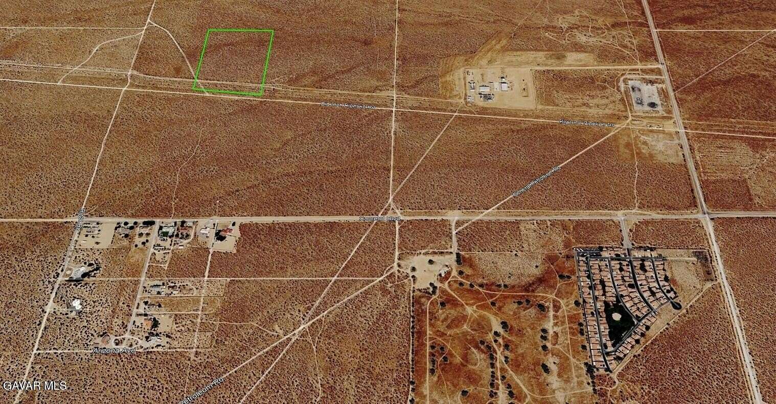 15.8 Acres of Land for Sale in Mojave, California
