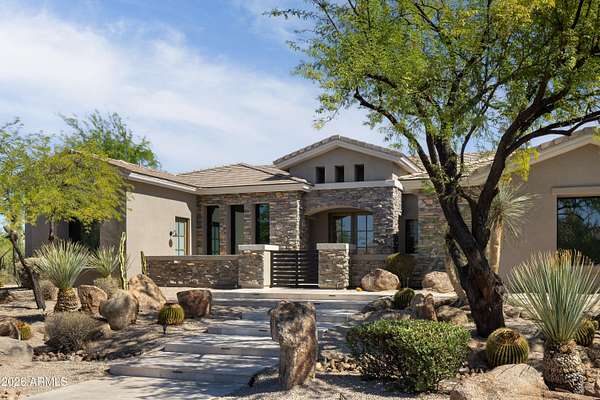 1.6 Acres of Land with Home for Sale in Scottsdale, Arizona