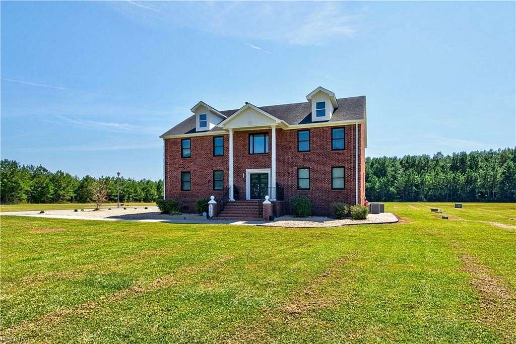 17.2 Acres of Land with Home for Sale in Suffolk, Virginia