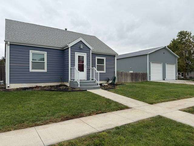 60 Acres of Land with Home for Sale in Hampton, Nebraska