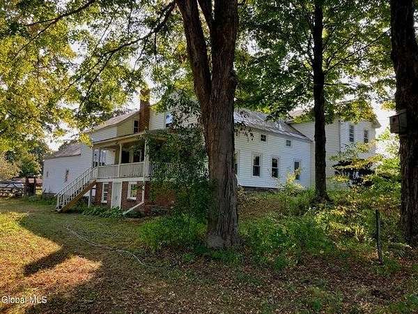 7 Acres of Land with Home for Sale in Cambridge, New York