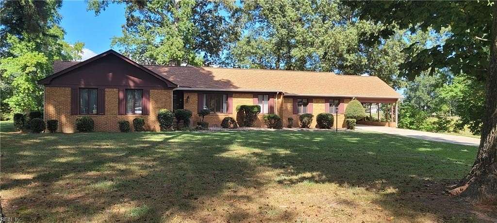 5.35 Acres of Land with Home for Sale in Suffolk, Virginia