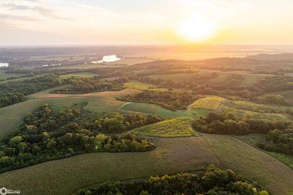 260 Acres of Recreational Land for Sale in Ottumwa, Iowa