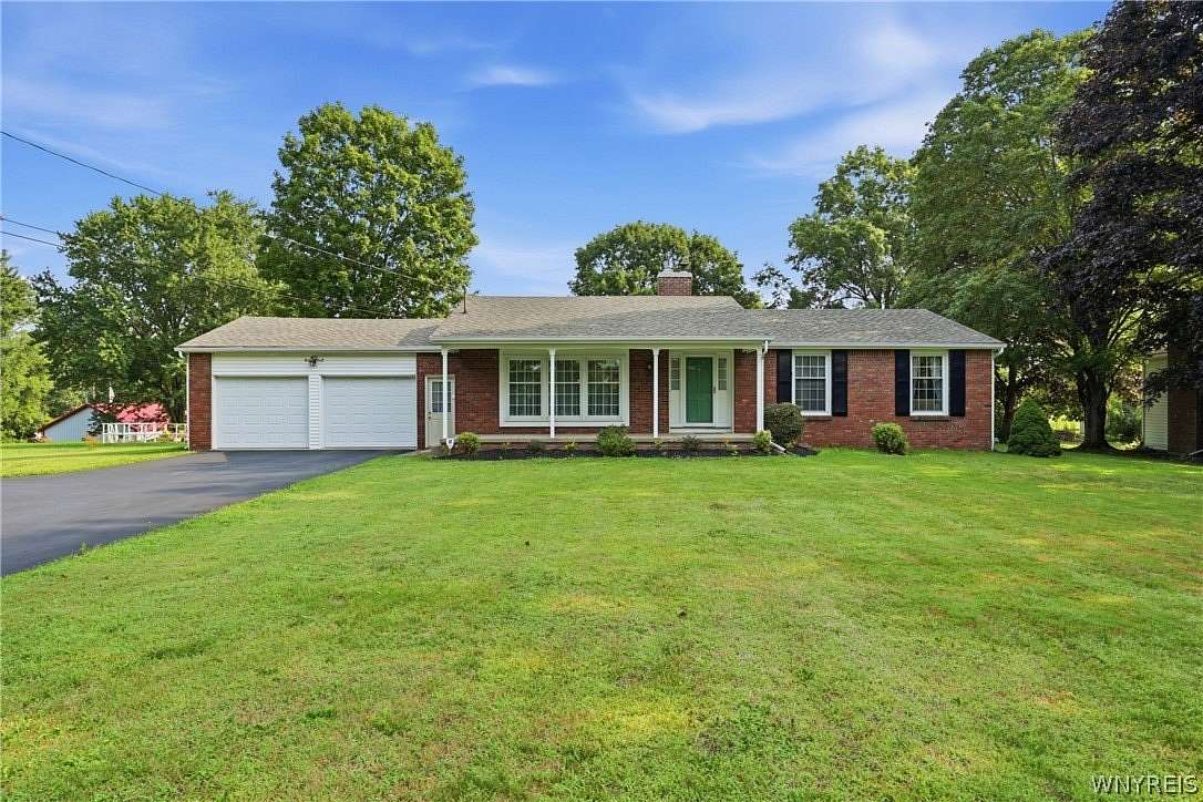 1.9 Acres of Land with Home for Sale in Elma, New York