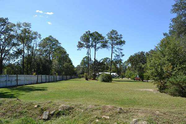 0.5 Acres of Land for Sale in Tallahassee, Florida