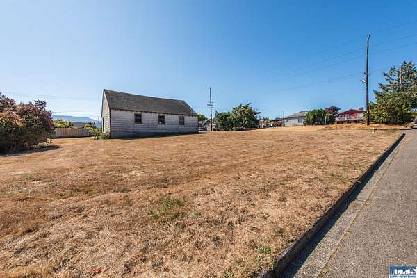 0.32 Acres of Residential Land for Sale in Port Angeles, Washington