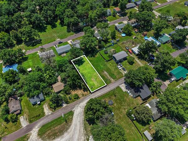 1.27 Acres of Residential Land for Sale in Mexico, Missouri