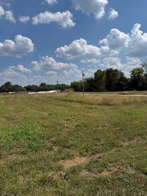 0.15 Acres of Residential Land for Sale in Lawrenceburg, Tennessee