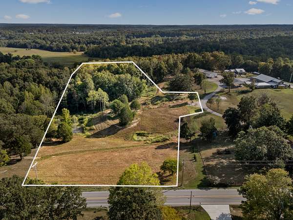 6.56 Acres of Residential Land for Sale in Charlotte, Tennessee
