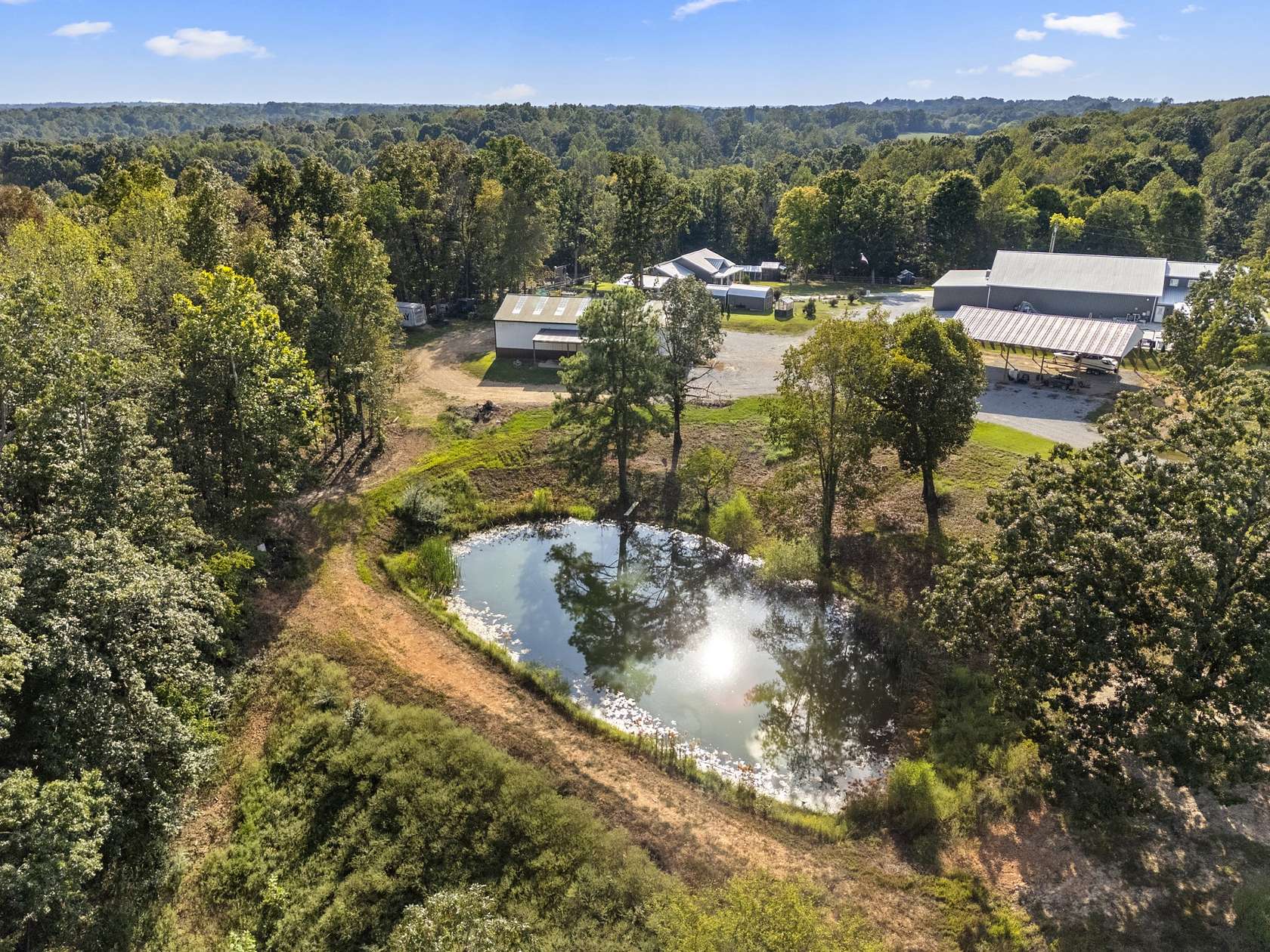 5.2 Acres of Residential Land for Sale in Charlotte, Tennessee