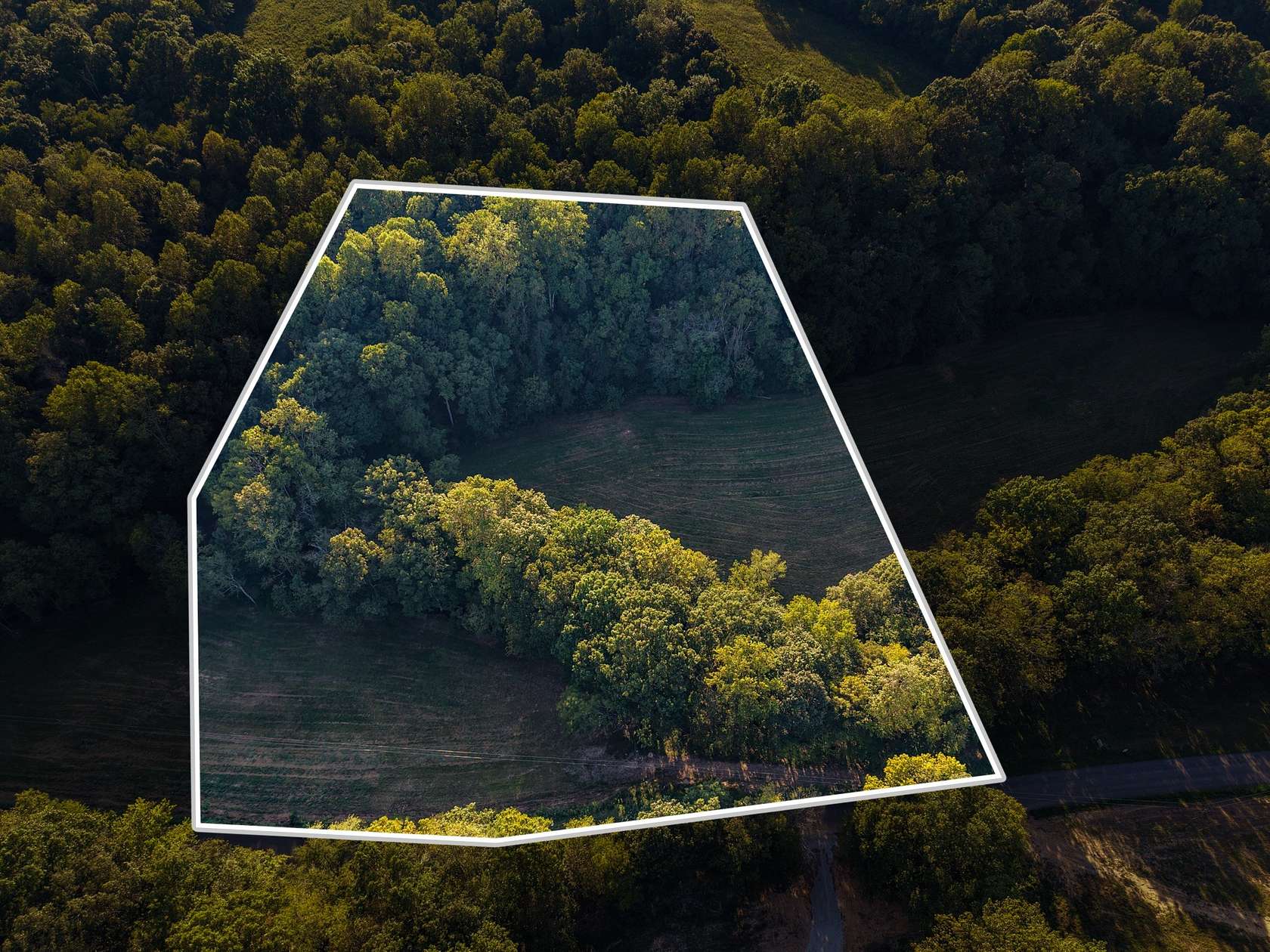 6.37 Acres of Land for Sale in Charlotte, Tennessee