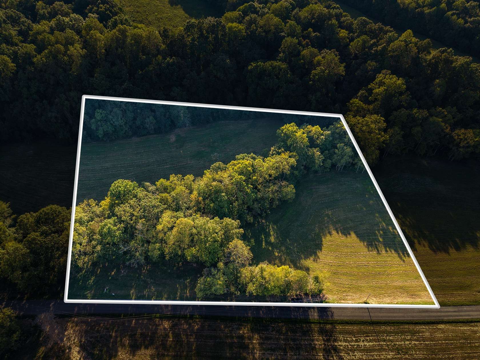 5 Acres of Land for Sale in Charlotte, Tennessee