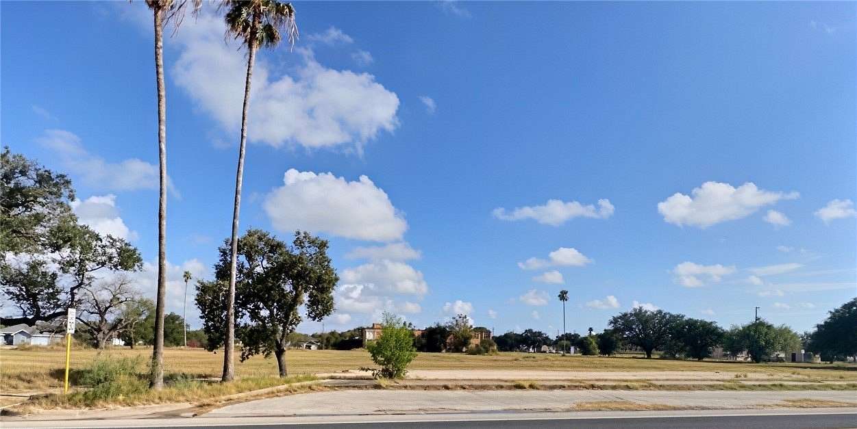 2.57 Acres of Residential Land for Sale in Kingsville, Texas