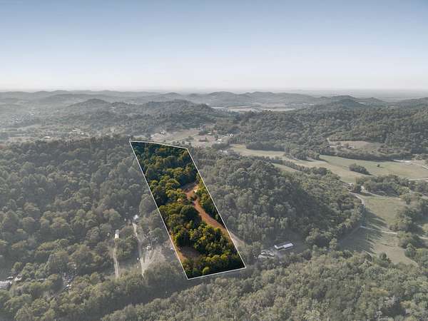 5.82 Acres of Residential Land for Sale in Bell Buckle, Tennessee