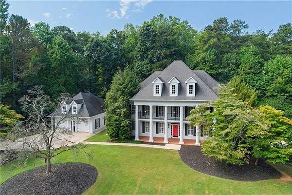 2.7 Acres of Land with Home for Sale in Marietta, Georgia