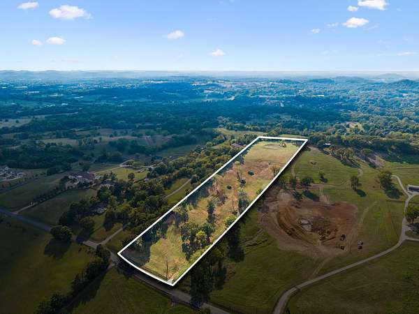 10.9 Acres of Land for Sale in Franklin, Tennessee