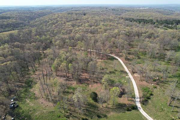 6 Acres of Land for Sale in Aurora, Missouri