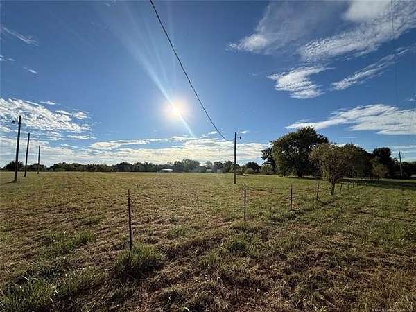 2.73 Acres of Residential Land for Sale in Mounds, Oklahoma