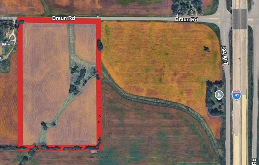 24 Acres of Agricultural Land for Sale in Sturtevant, Wisconsin
