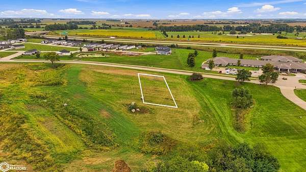0.28 Acres of Residential Land for Sale in Mount Pleasant, Iowa