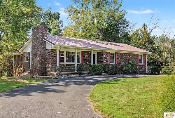 8.43 Acres of Land with Home for Sale in Russell Springs, Kentucky