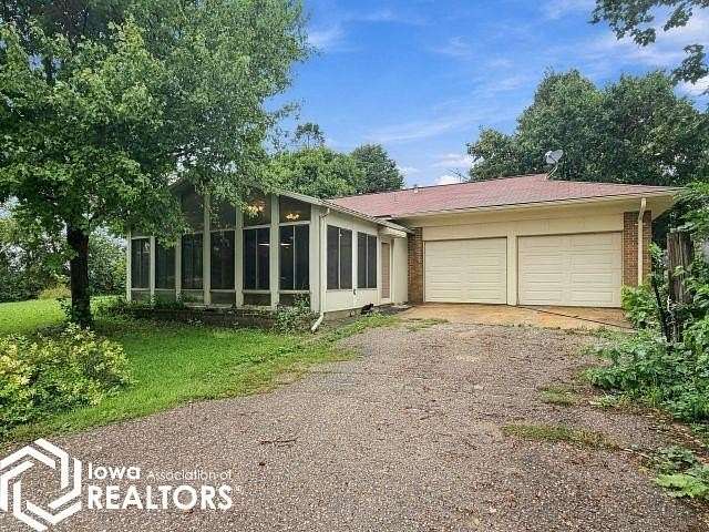 5.44 Acres of Land with Home for Sale in Iowa Falls, Iowa