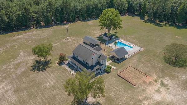 20 Acres of Recreational Land with Home for Sale in Williston, South Carolina