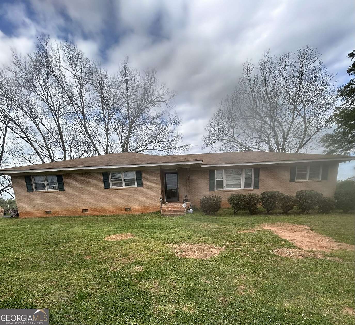 33 Acres of Agricultural Land with Home for Sale in Canon, Georgia