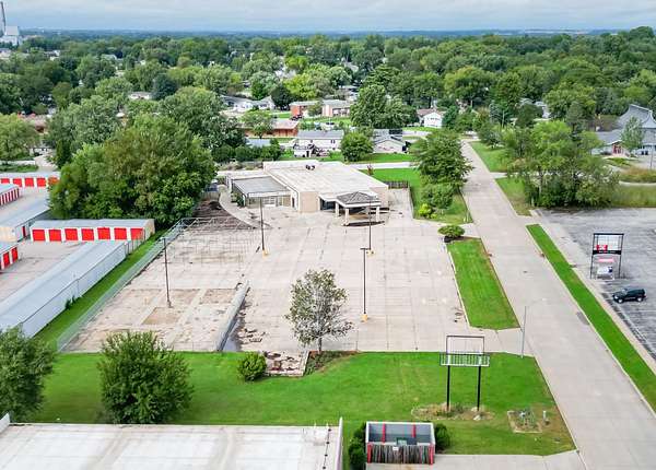 2 Acres of Commercial Land for Sale in Cedar Falls, Iowa