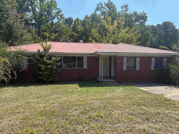 2 Acres of Land with Home for Sale in Mabelvale, Arkansas