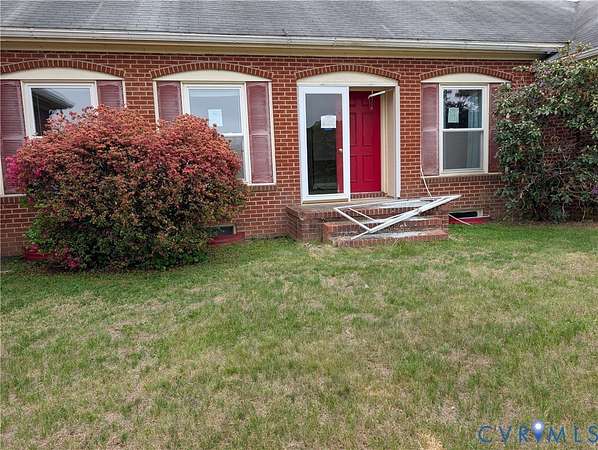 10 Acres of Land with Home for Sale in Culpeper, Virginia