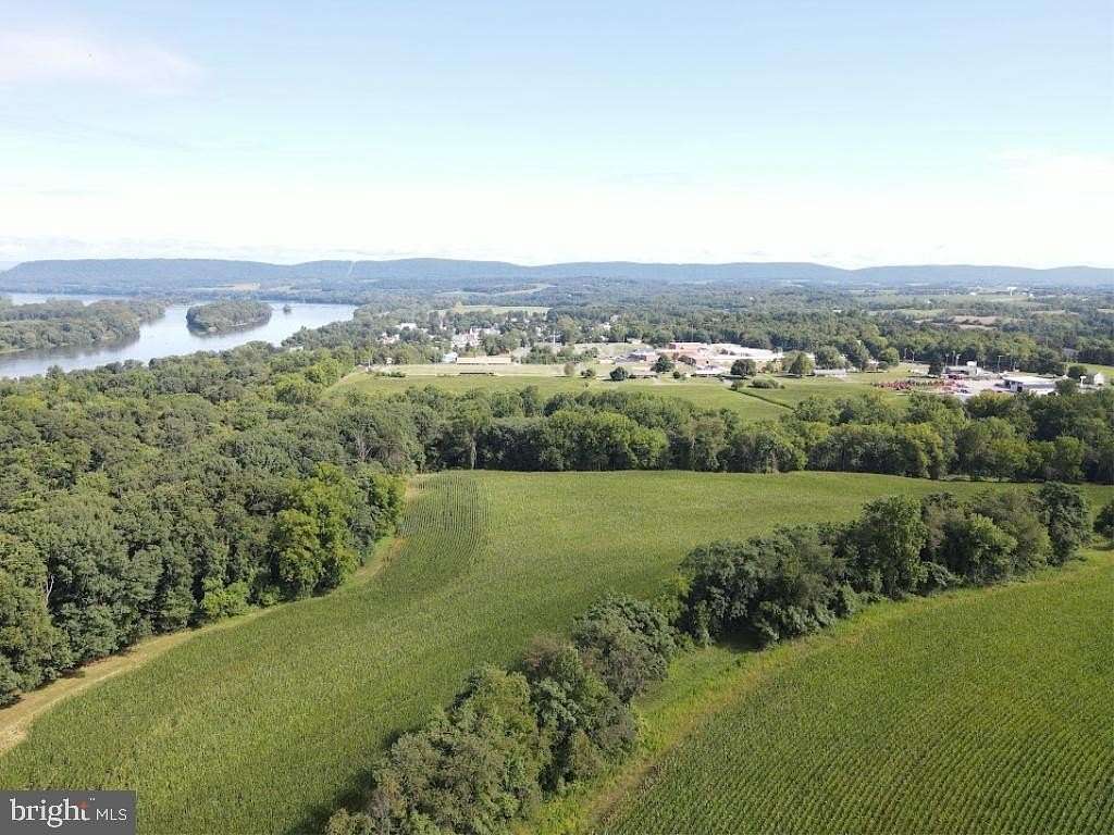 62 Acres of Land for Auction in Halifax, Pennsylvania