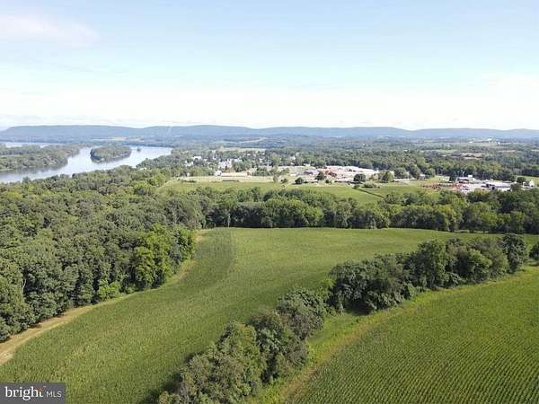 62 Acres of Land for Auction in Halifax, Pennsylvania