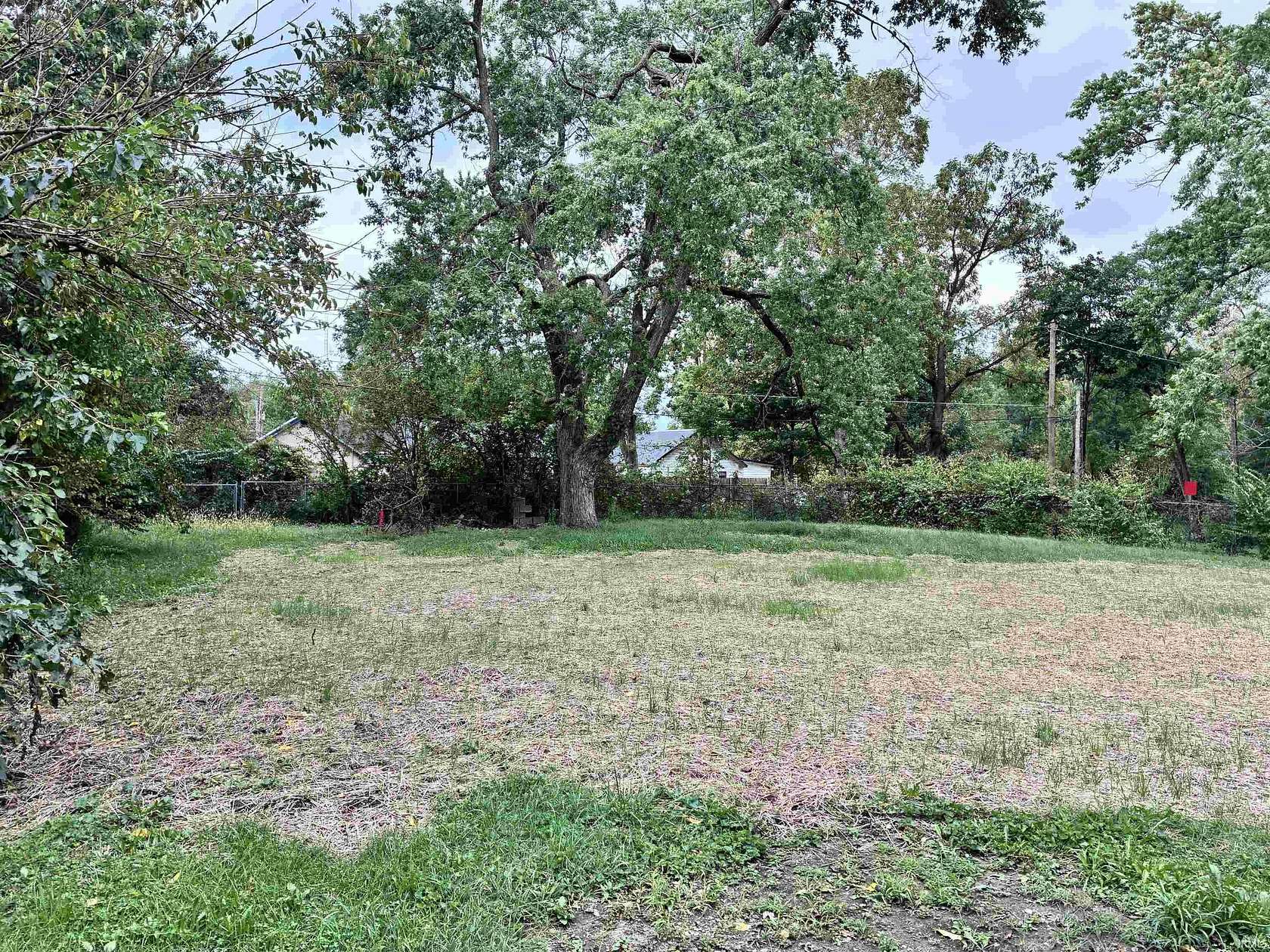 0.25 Acres of Residential Land for Sale in Hartford City, Indiana