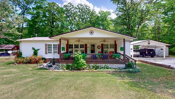8.5 Acres of Land with Home for Sale in Dickson, Tennessee