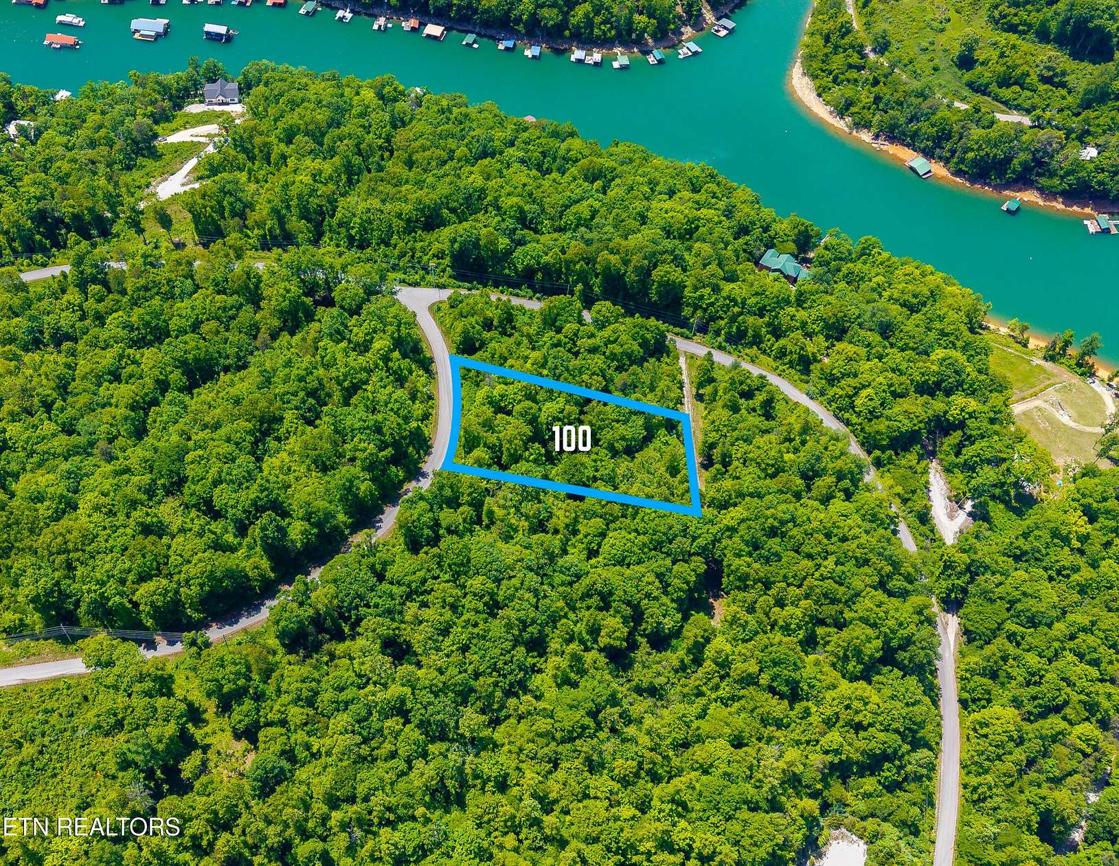1.1 Acres of Residential Land for Sale in Speedwell, Tennessee
