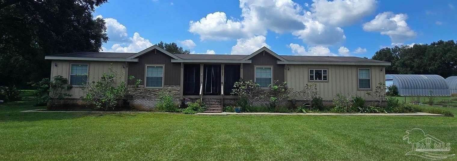 4.44 Acres of Land with Home for Sale in Pensacola, Florida
