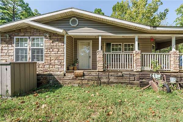 37 Acres of Land with Home for Sale in Eureka Springs, Arkansas