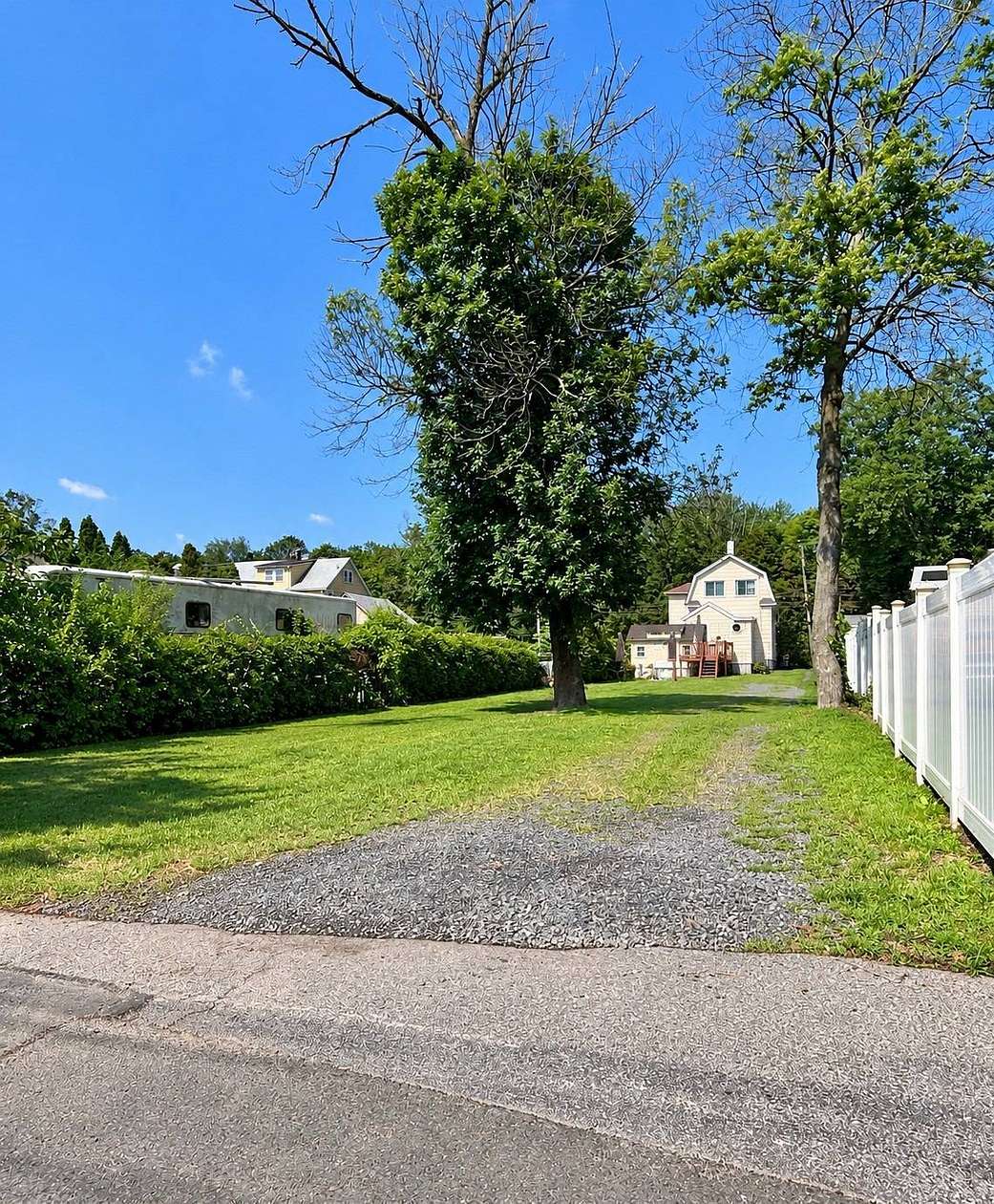 0.1 Acres of Residential Land for Sale in Staten Island, New York