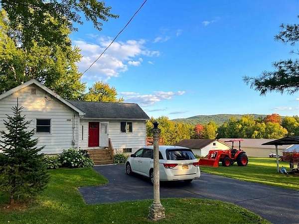 8.8 Acres of Land with Home for Sale in Shawangunk Town, New York