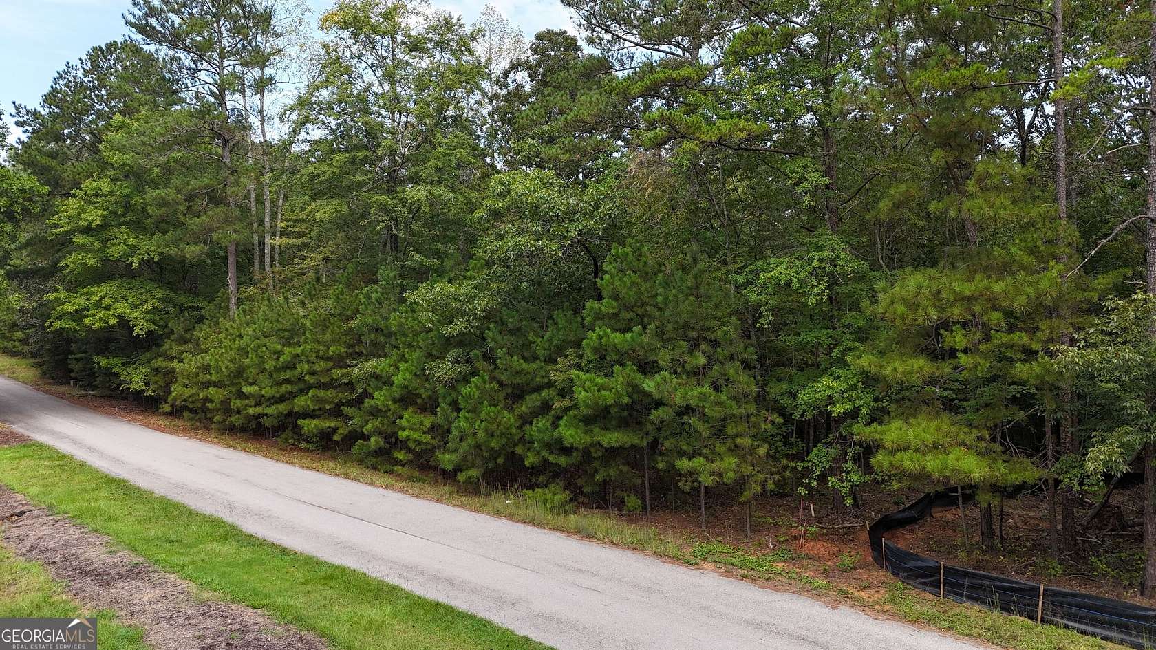 5 Acres of Residential Land for Sale in Douglasville, Georgia
