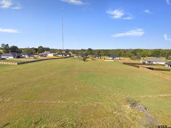 3.9 Acres of Residential Land for Sale in Lindale, Texas