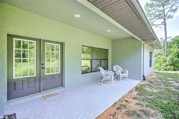 10 Acres of Land with Home for Sale in Lake Placid, Florida